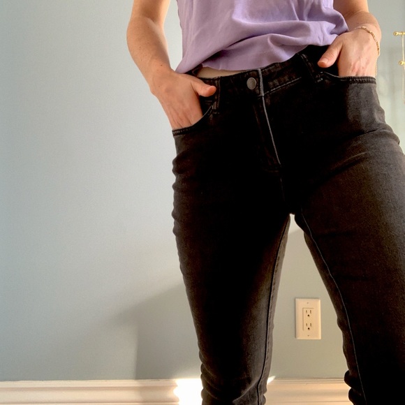 Simple basic black jeans - Picture 3 of 4